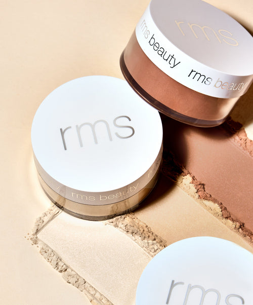 Hydra Setting Powder Lightweight Setting Powder for a Natural Finish