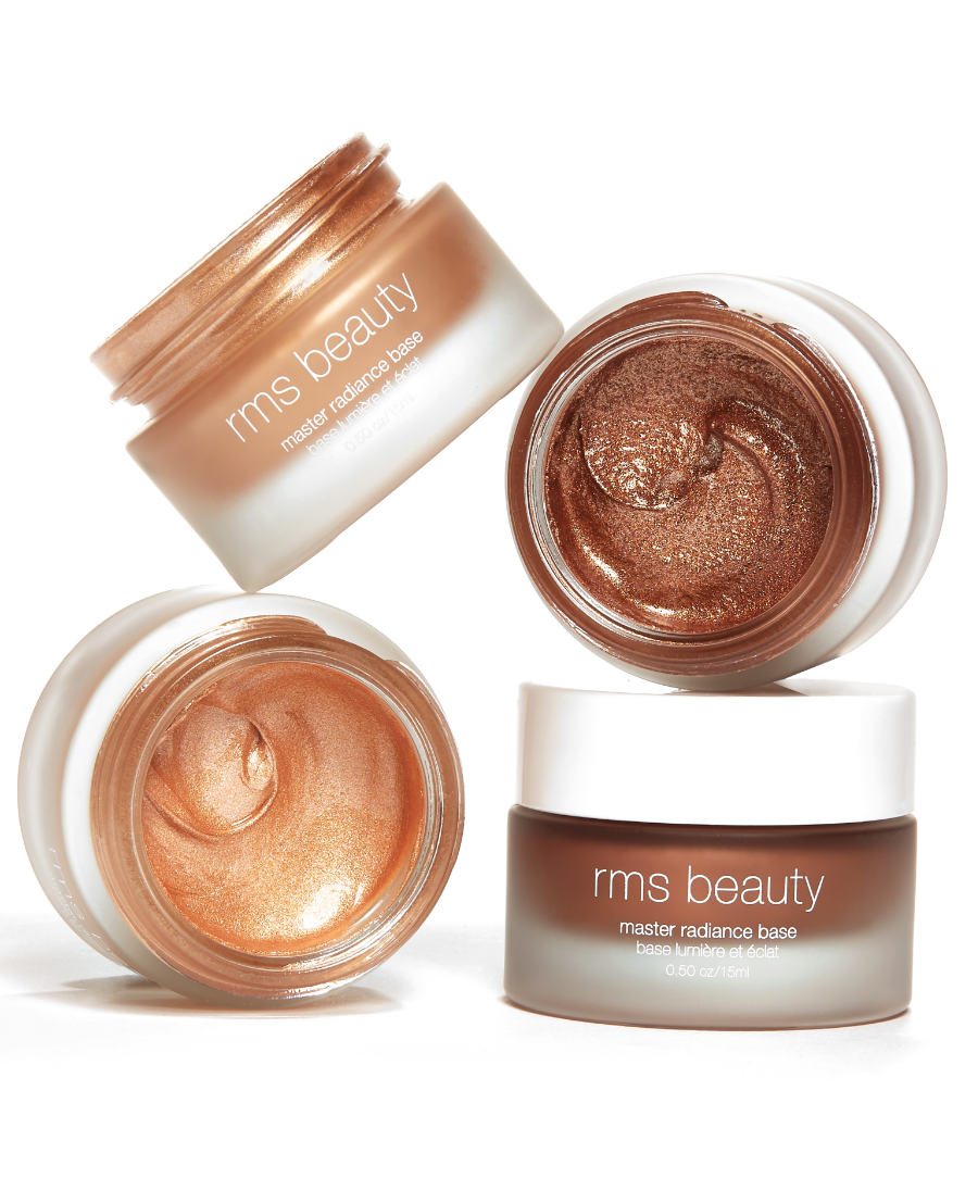 Master Radiance Base Radiant Highlighter for a Natural Looking Glow