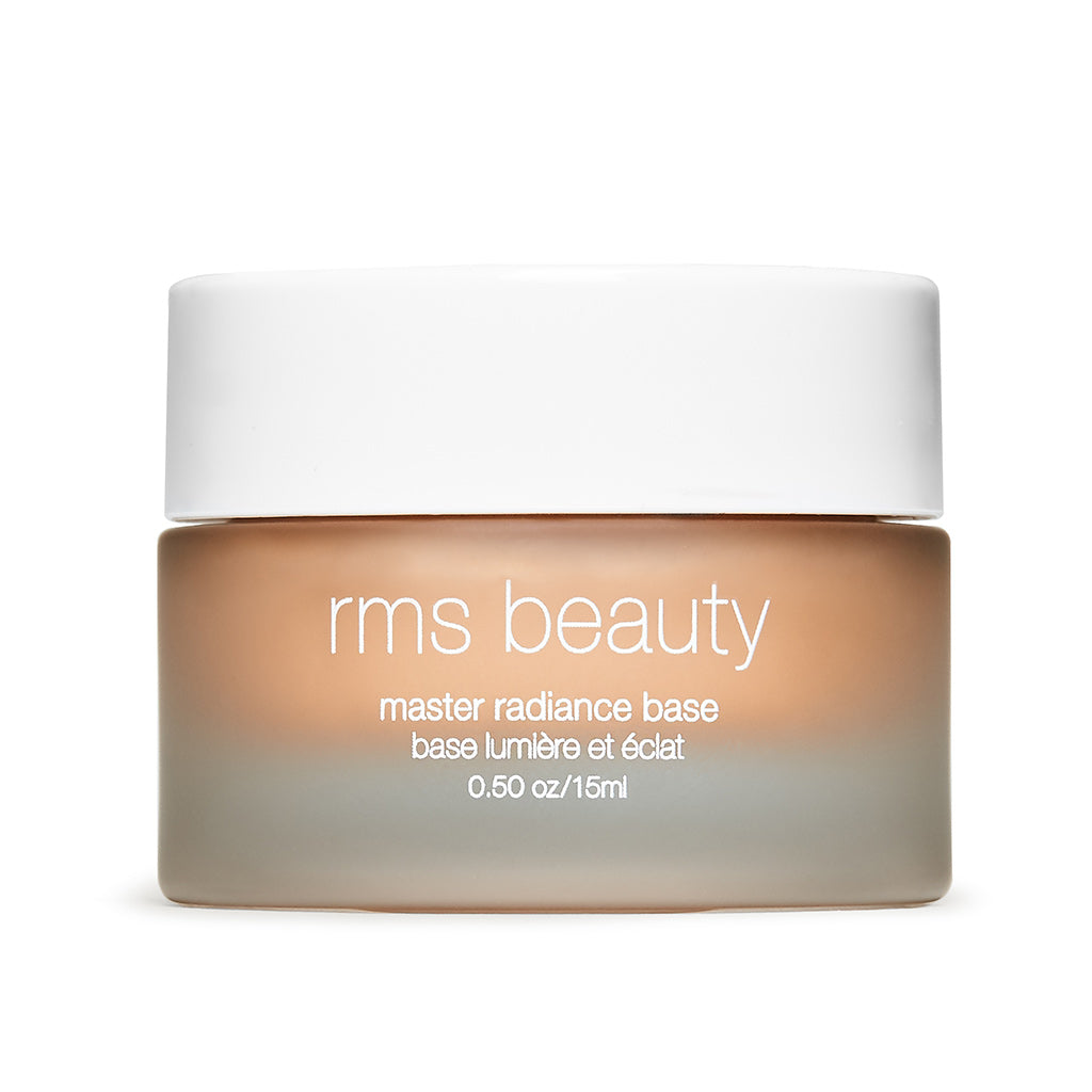 Master Radiance Base Radiant Highlighter for a Natural Looking Glow
