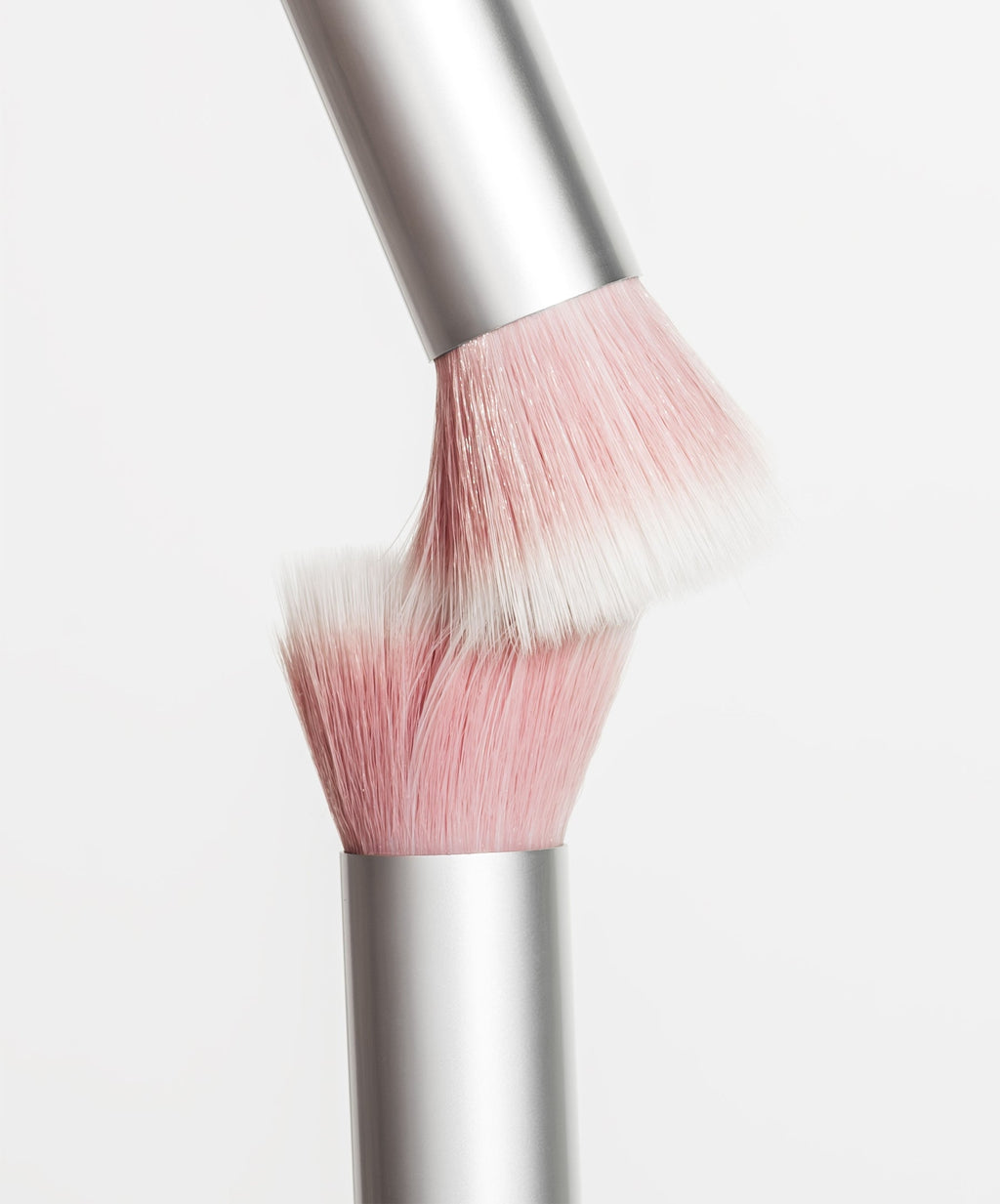 Skin2Skin Blush Brush Makeup Tool with Easy Everyday Application
