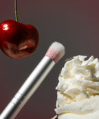 Skin2Skin Everything Eye Polish Brush Makeup Tool with Easy Everyday Application